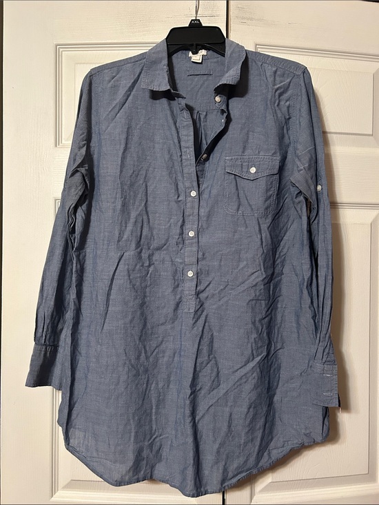 J. Crew Tops - J Crew -LG- Blue - Women’s Lightweight Cotton 3-Button  Long Sleeve Shirt